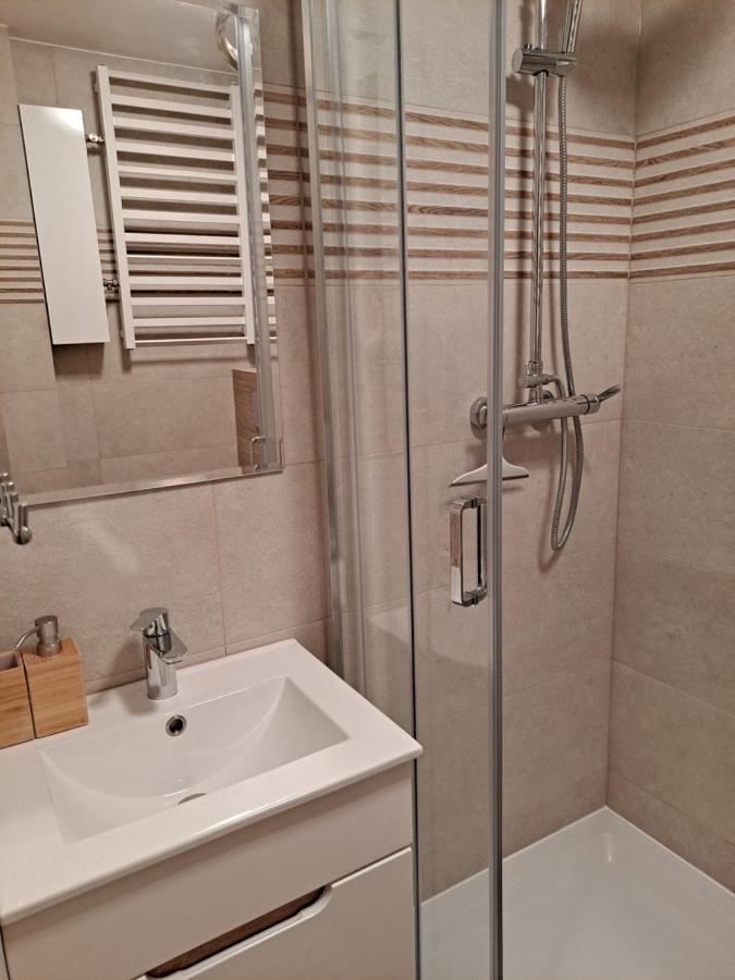 Apartamento Monica Jelenia Góra Exterior foto